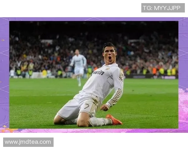 足球先生的荣耀之路与传奇时刻探秘足球背后的故事与梦想